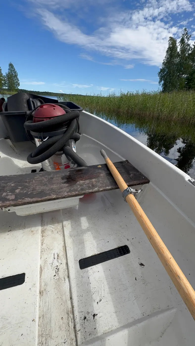 Nuohouskohde saaristossa meren äärellä